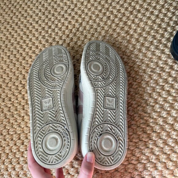 VEJA Multi Color Sneakers - Picture 4 of 4